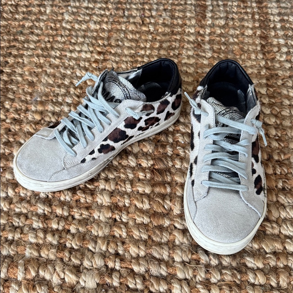 P448 Women's Sneakers in Black and White Animal Print